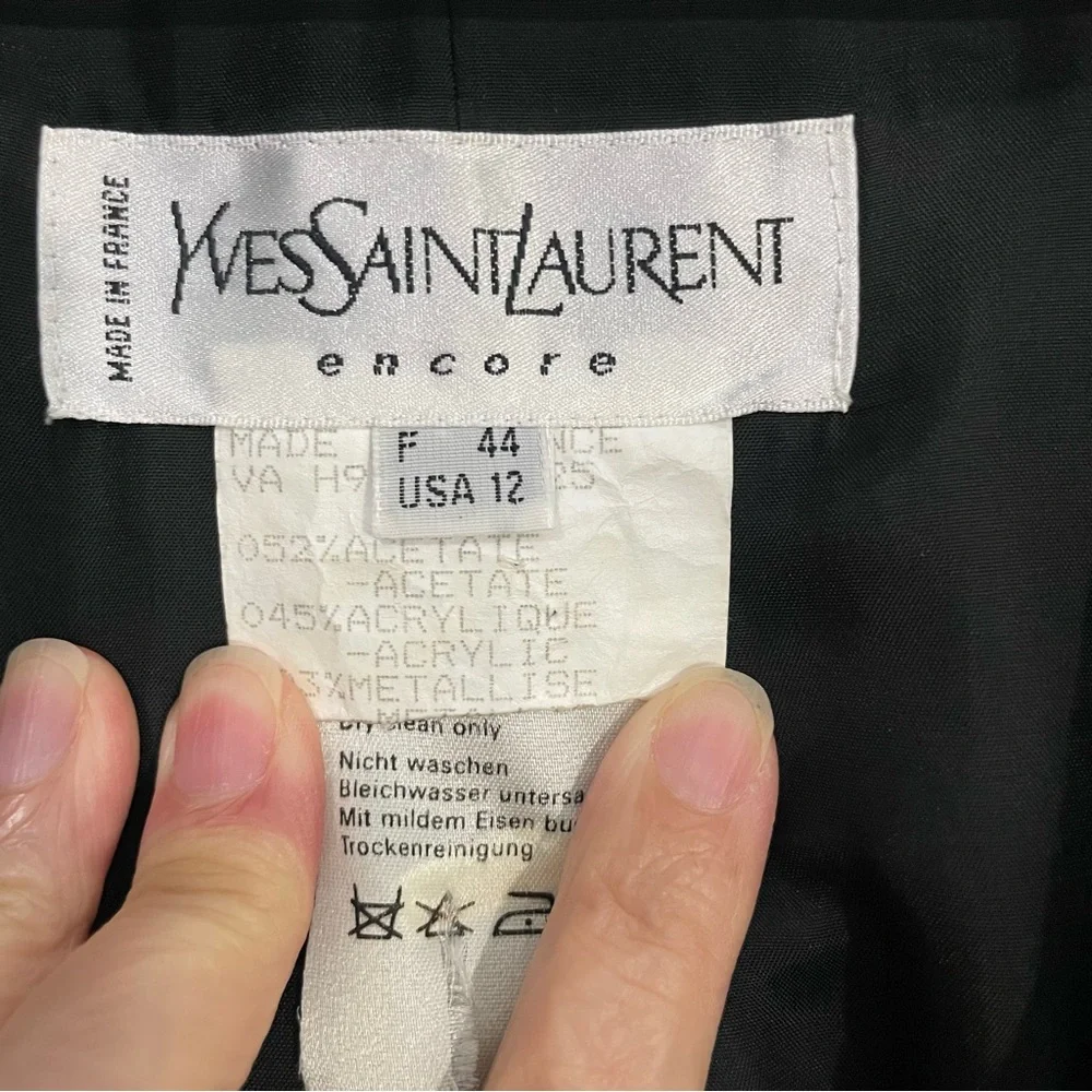 Yves Saint Laurent Vintage Quilted Black & Gold Blazer Size 44 US 12 - Picture 12 of 12